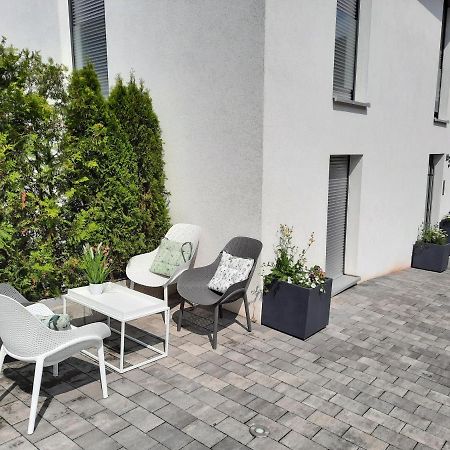 Apartments Bei Playmobil 2,130 M2,24H Self Check-In,Free Parking ツィルンドルフ エクステリア 写真